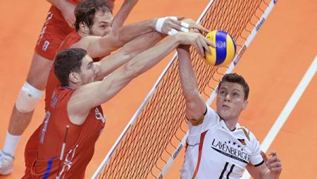 Российские волейболисты обыграли немцев в полуфинале отбора на ОИ