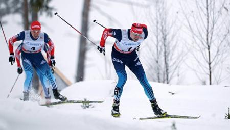 Российские лыжники завоевали серебро в эстафете на этапе Кубка мира