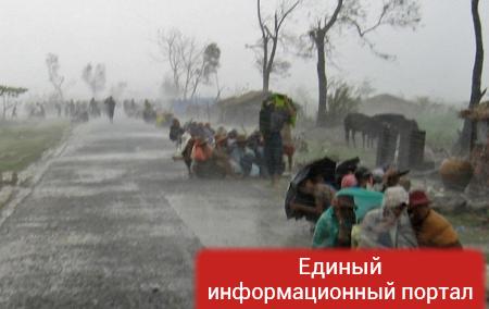 Ураган в Бирме унес жизни восьми человек