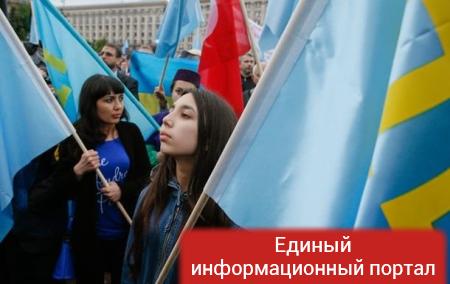 Порошенко призвал усилить давление на РФ из-за Крыма