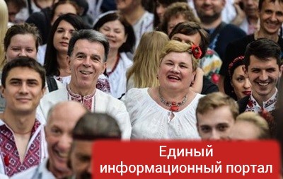 В Беларуси учредили День вышиванки