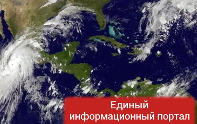 На Мексику надвигается второй ураган за сезон