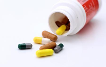 Преимущества и недостатки покупки лекарств через интернет аптеки