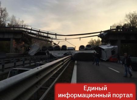 В Италии обвалилась эстакада, десятки пострадавших