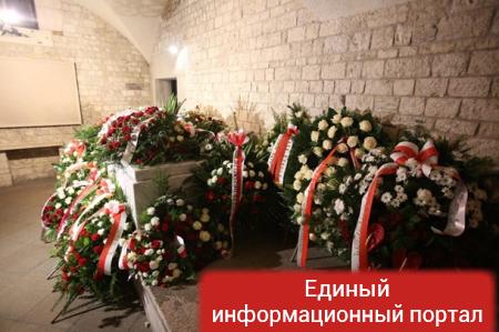 В Кракове похоронили останки Леха Качиньского