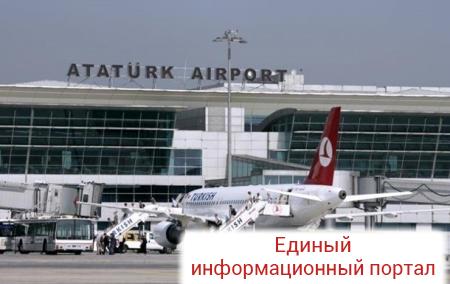 В Стамбуле из-за стрельбы заблокирован аэропорт