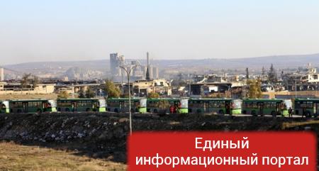 Десятки тысяч повстанцев ждут очереди покинуть Алеппо