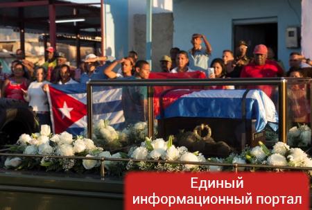 На Кубе захоронили прах Фиделя Кастро