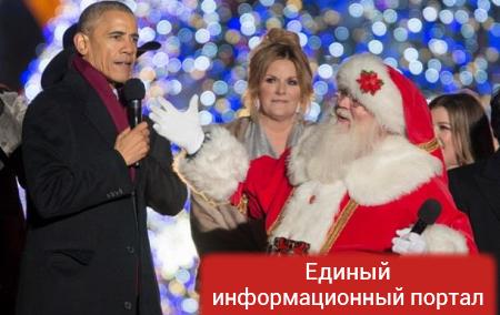 Обама спел Jingle Bells на рождественской елке