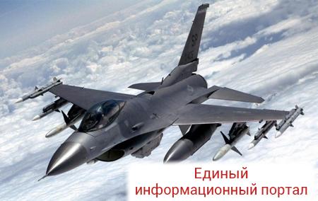Польша ведет переговоры с США о покупке сотни F-16
