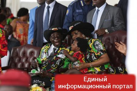 Президент Зимбабве устроил вечеринку за 2 млн евро