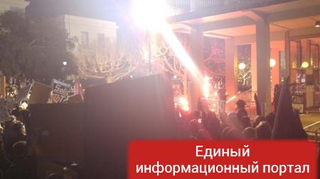 В Калифорнии проходят массовые протесты студентов