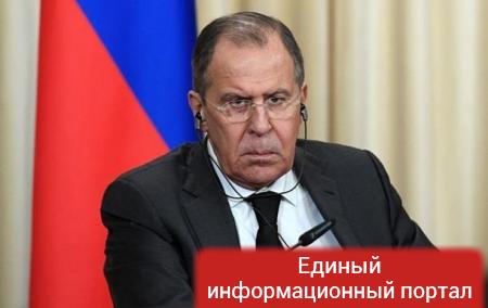 Лавров: Россия не просит Запад о снятии санкций