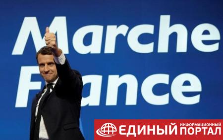 Макрон продолжает лидировать на выборах во Франции