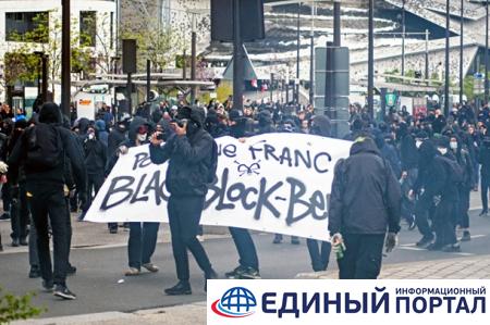 Противники Ле Пен устроили беспорядки в Париже