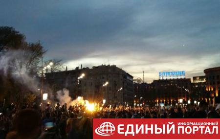 В Сербии протестуют против нового президента