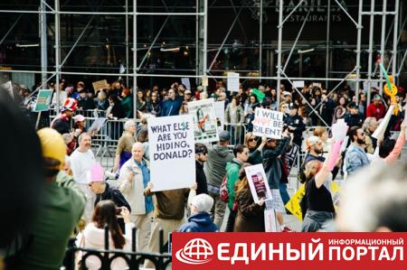 В США требуют обнародовать налоги Трампа