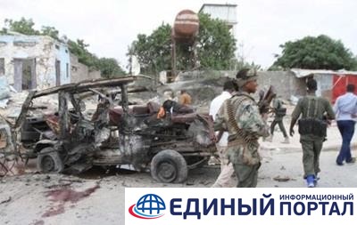 Взрыв в столице Сомали: 15 жертв