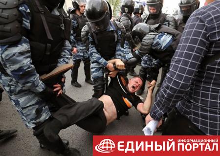 Люди усомнились в Путине. Пресса о протестах в РФ