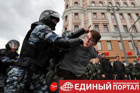 Люди усомнились в Путине. Пресса о протестах в РФ