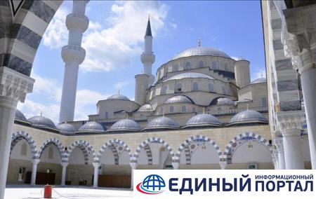 В Бишкеке построили самую большую мечеть в Средней Азии