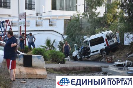 Землетрясение в Турции и Греции: на курорте жертвы