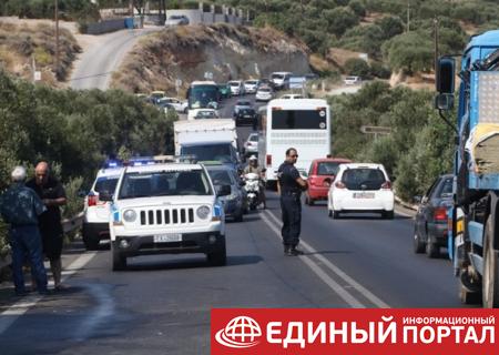 ДТП на Крите: Автобус с туристами съехал с моста