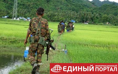 Тысяча боевиков напала на военную базу в Мьянме