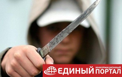 В России мужчина с ножом напал на прохожих