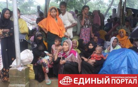 В Бангладеш прибыли 270 тысяч беженцев из Мьянмы