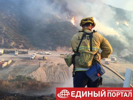 В Лос-Анджелесе ввели ЧП из-за масштабного пожара