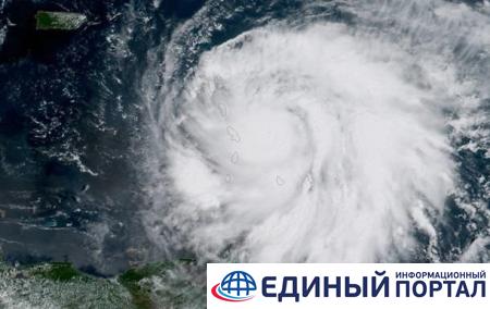В США объявили штормовое предупреждение из-за урагана Мария