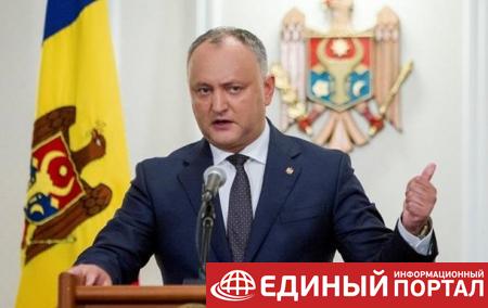 Додон требует распустить парламент Молдовы