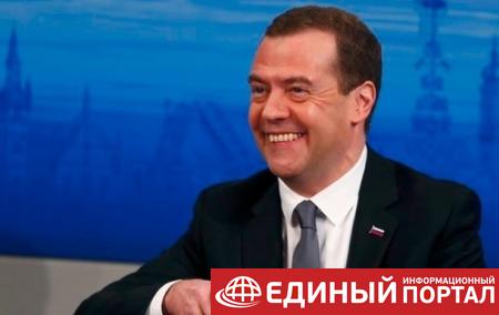 Медведев: Непопадание в "список США" – повод уволиться