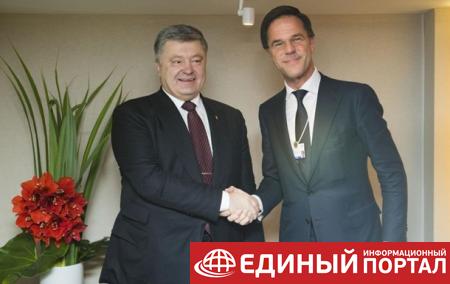Порошенко и премьер Нидерландов обсудили санкции против РФ