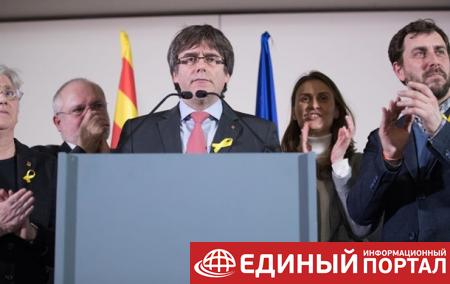 Пучдемону предложили руководить Каталонией через Skype