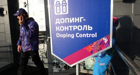 СК: пробы россиян на ОИ-2014 передавались днем, а не ночью, как утверждал Родченков