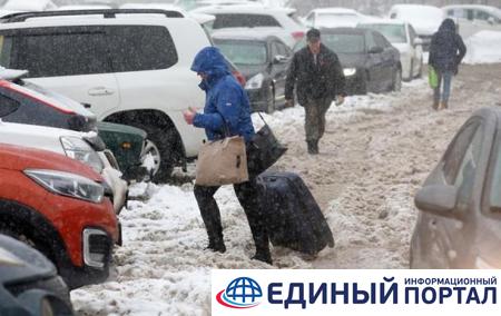 На Москву обрушился мощный снегопад, есть жертвы