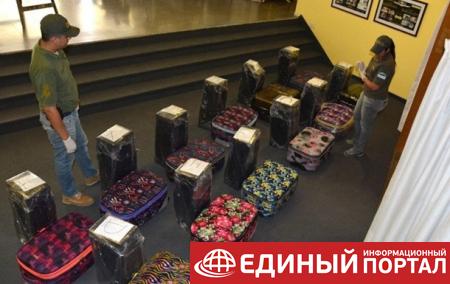 Подбросили американцы: в посольстве РФ объяснили происхождение кокаина