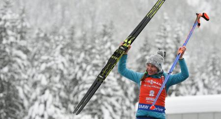 Белорусская биатлонистка Домрачева выиграла спринт на этапе Кубка мира в Тюмени