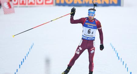 Российский биатлонист Антон Шипулин выиграл спринт на этапе Кубка мира в Финляндии