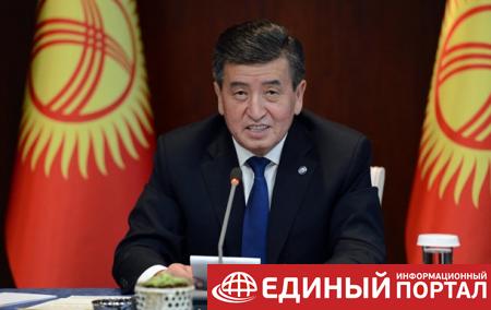 В Киргизии президент отправил правительство в отставку