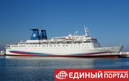В РФ загорелся лайнер перед отплытием в Крым