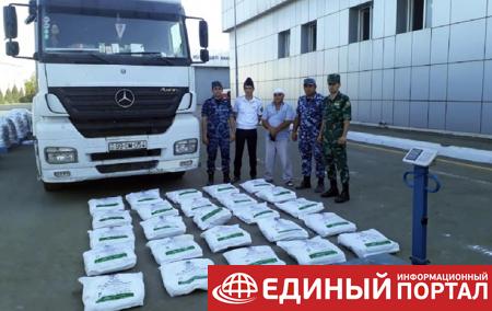 В Азербайджане задержали 260 кг героина для Украины