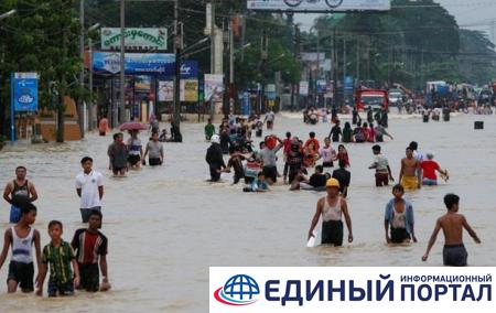 В Мьянме из-за наводнений эвакуировали более 50 тысяч человек