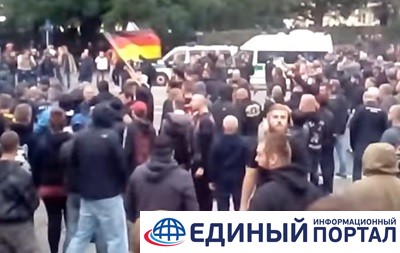 Антимигрантские протесты в Германии: задержаны 300 человек