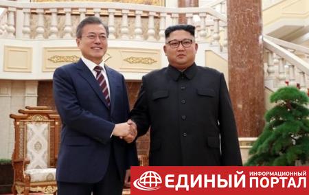 Глава КНДР подарил президенту Южной Кореи двух собак