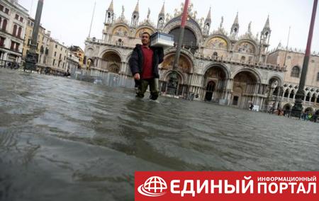 Непогода в Италии: 75% Венеции под водой