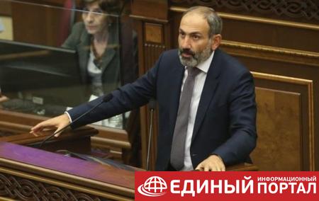 Пашинян заявил об уходе с поста премьера Армении