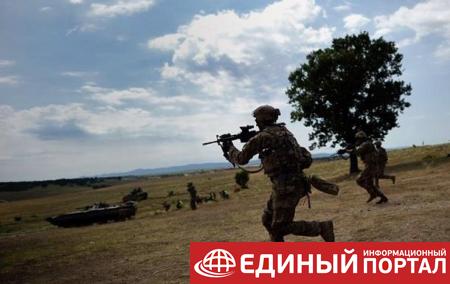 Сербия стягивает войска к границе с Косово - СМИ